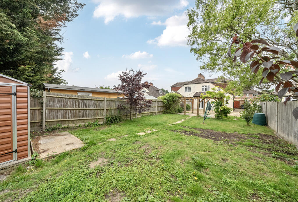 Main image of property: Oakwood Road, Horley, Surrey, RH6