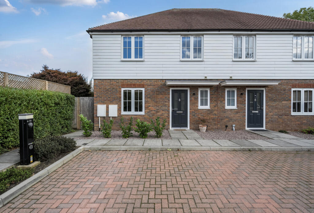 Main image of property: Kingfisher Close, Horley, Surrey, RH6