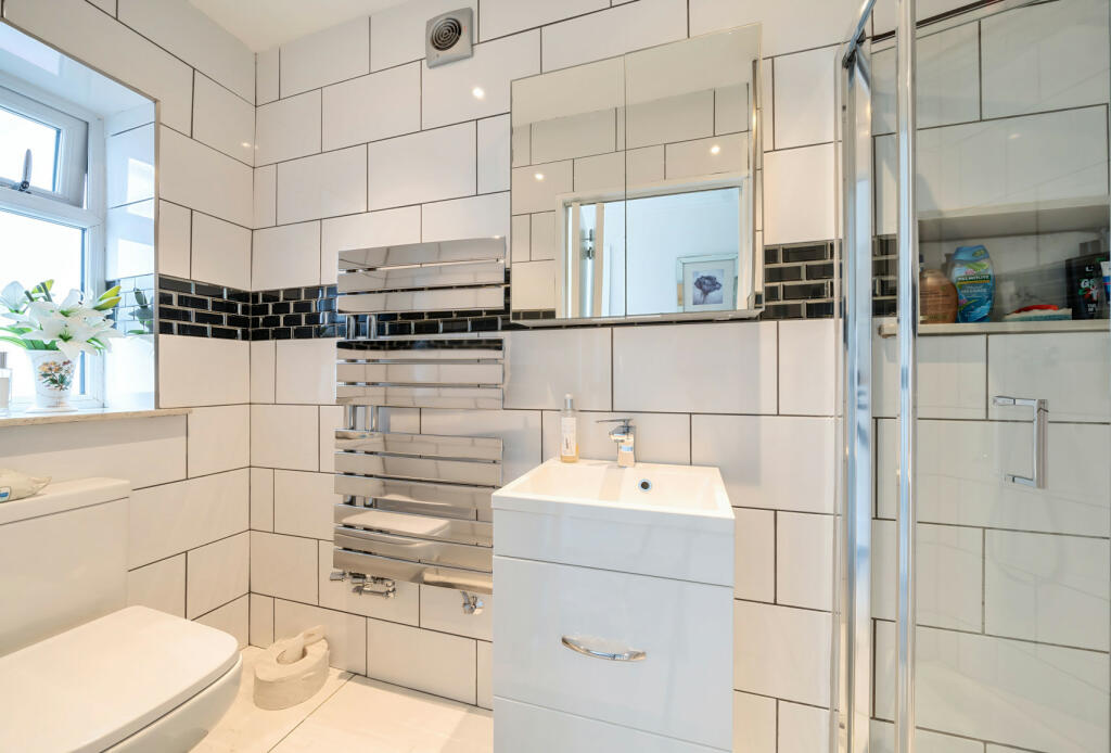Additional property image - Sherwood Park Road, Mitcham, CR4