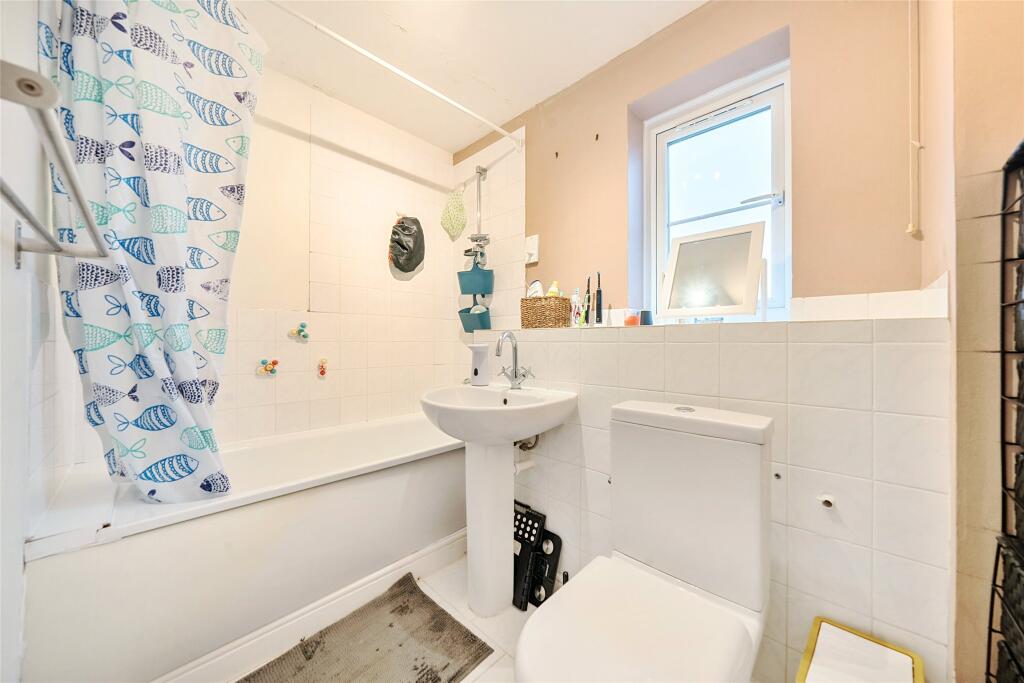 Additional property image - Mullards Close, Mitcham, CR4