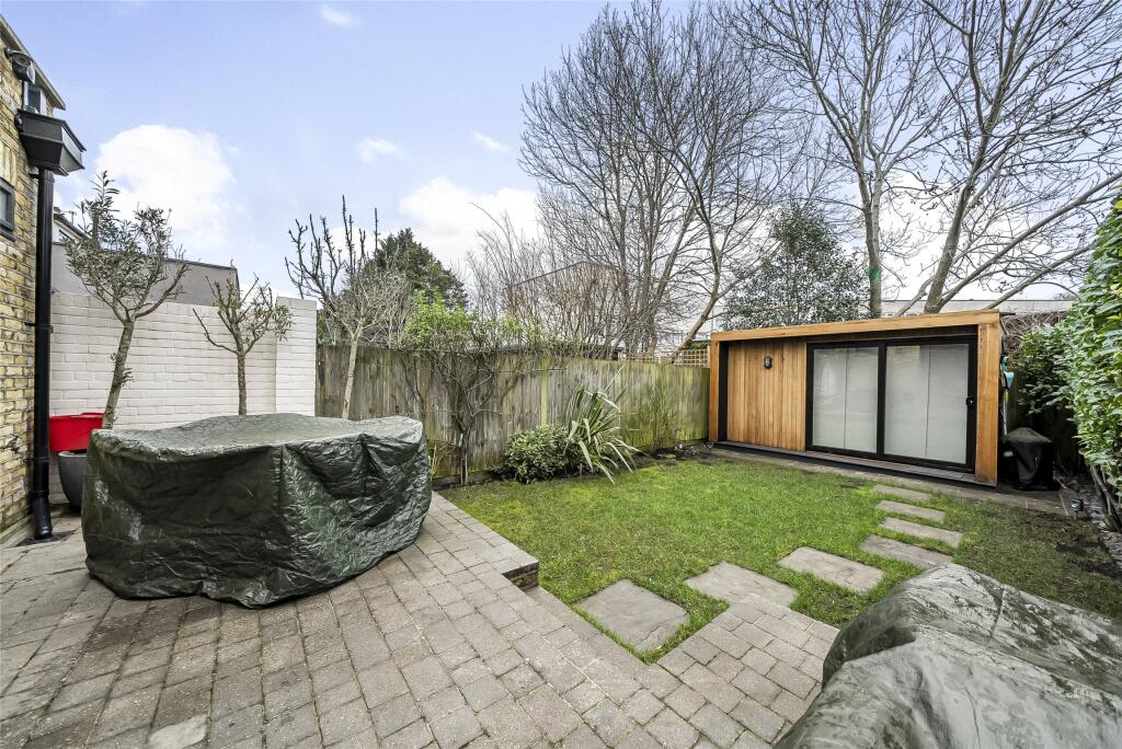 Additional property image - Heatherdene Close, Mitcham, Surrey, CR4