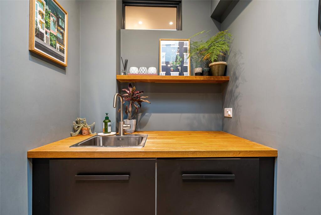 Additional property image - Heatherdene Close, Mitcham, Surrey, CR4