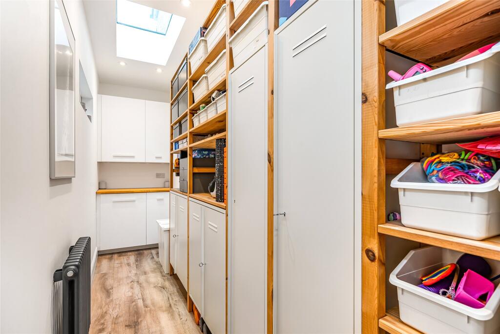 Additional property image - Heatherdene Close, Mitcham, Surrey, CR4