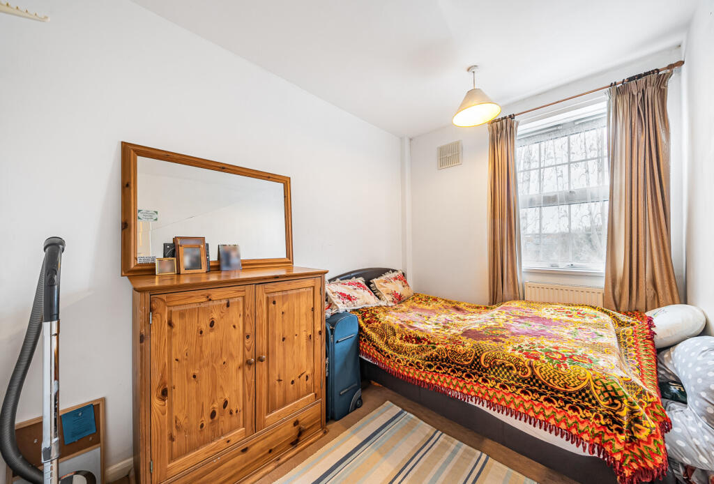 Additional property image - London Road, Mitcham, CR4