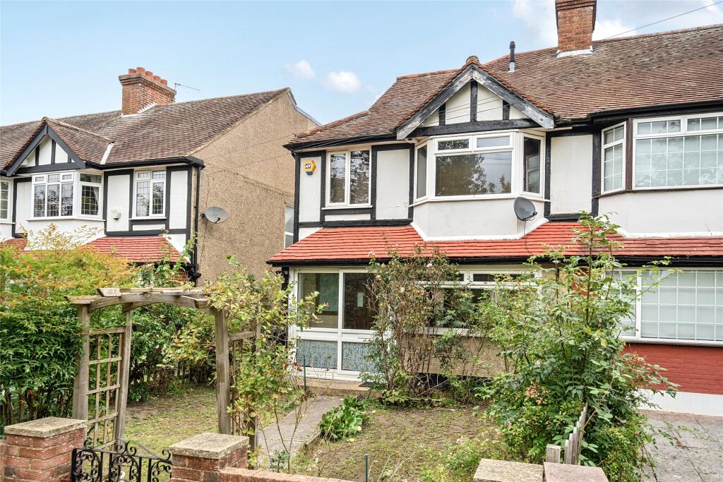Main image of property: Commonside East, Mitcham, Surrey, CR4