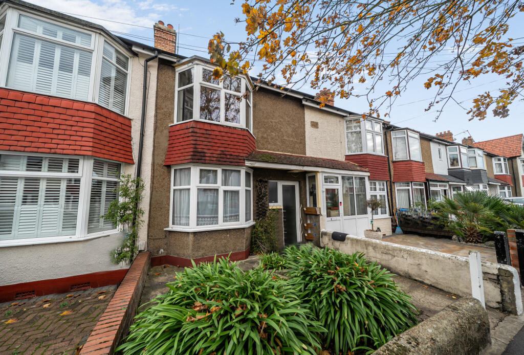 Main image of property: Glebe Avenue, Mitcham, CR4