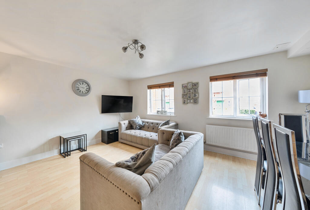 Main image of property: Aragon Place, Morden, SM4