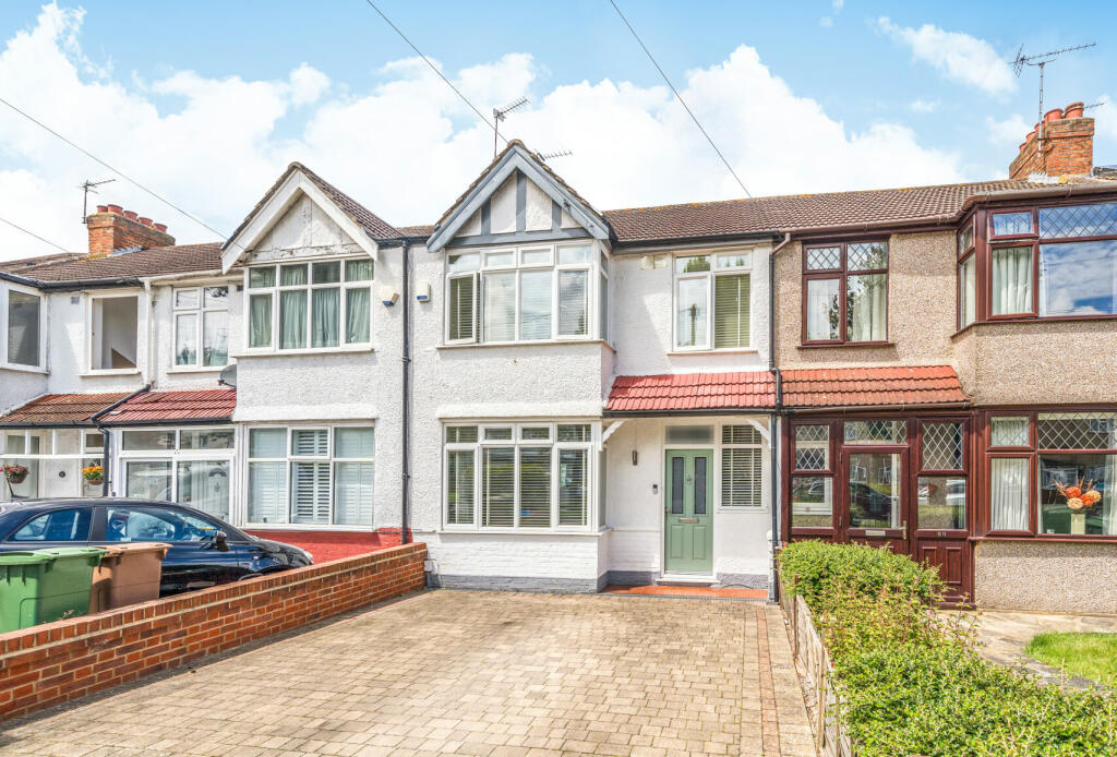3 bedroom terraced house for sale in Ridge Road, SUTTON, Surrey, SM3
