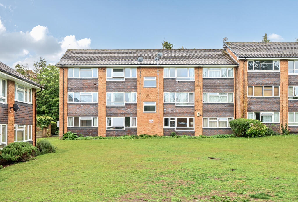 Main image of property: Hurst View Grange, 149 Pampisford Road, South Croydon, CR2