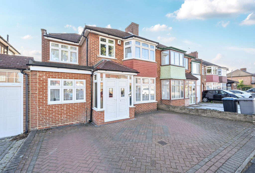Main image of property: North Way, London, NW9