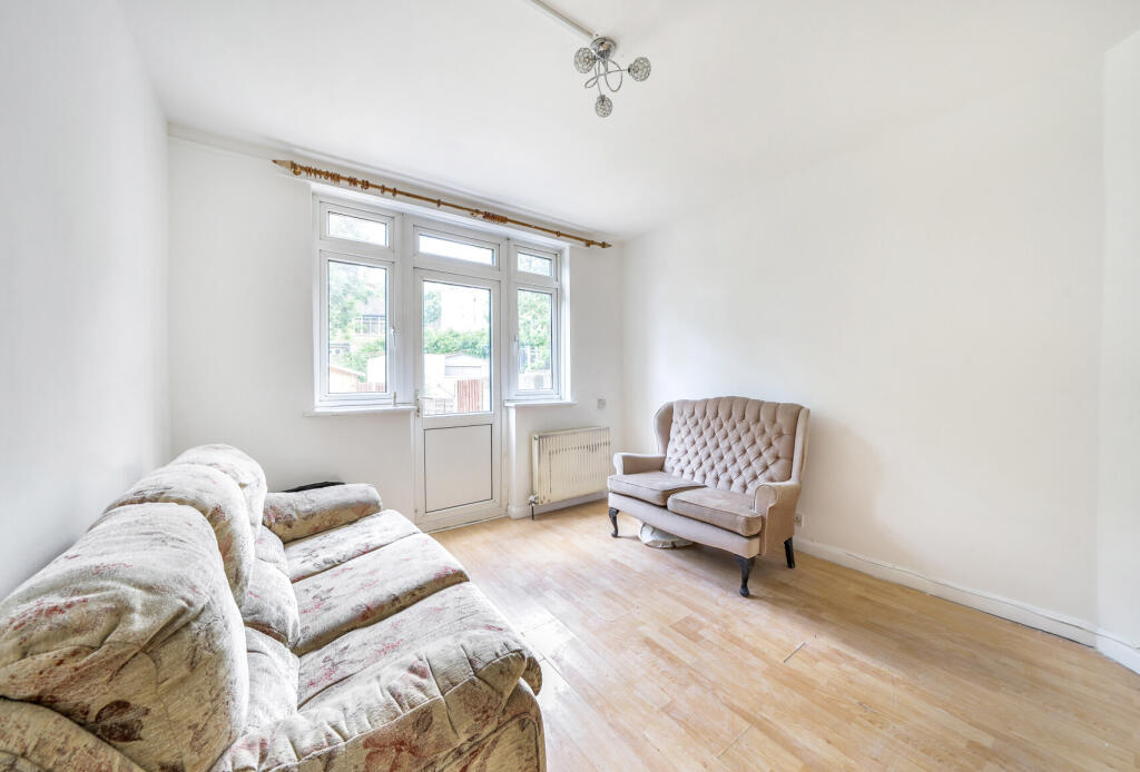 Main image of property: Oak Tree Dell, London, NW9