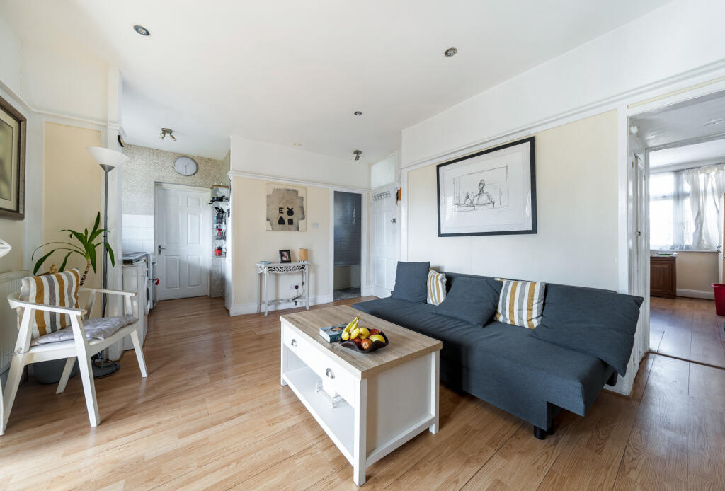 Main image of property: Oak Tree Dell, Kingsbury, London, NW9