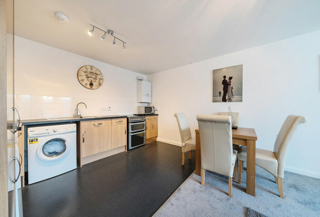 Additional property image - 315 High Street, Orpington, BR6