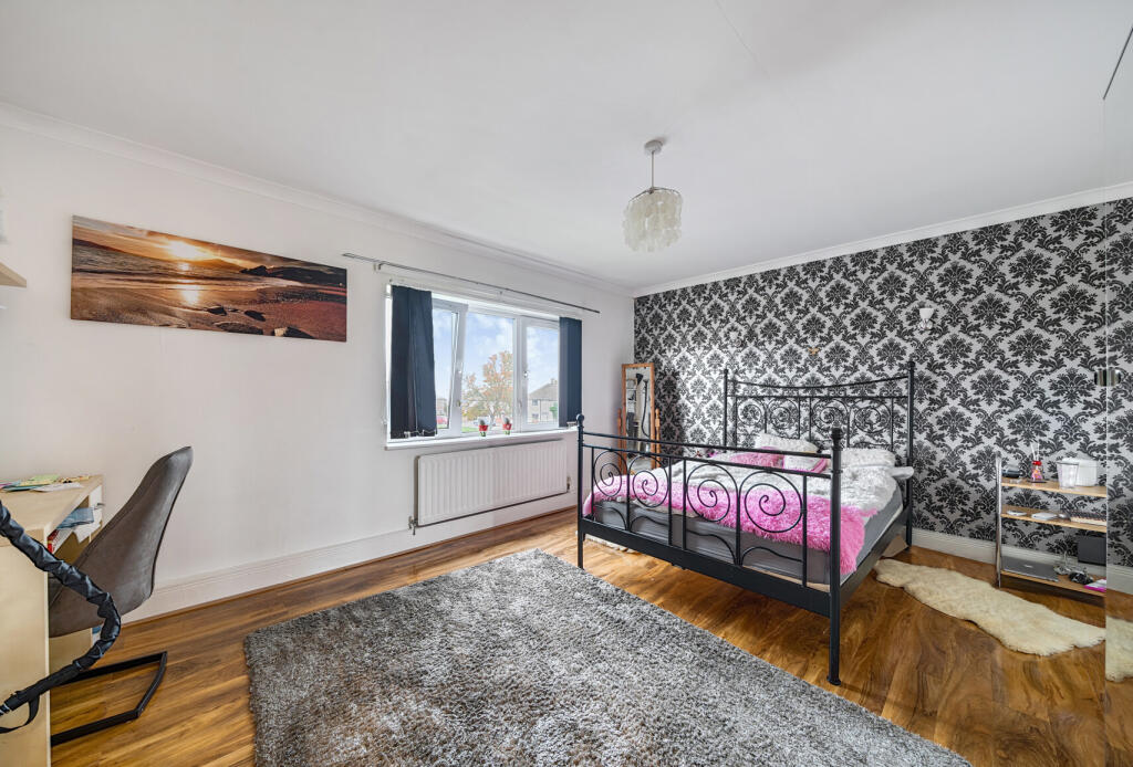 Main image of property: Batchwood Green, Orpington, BR5