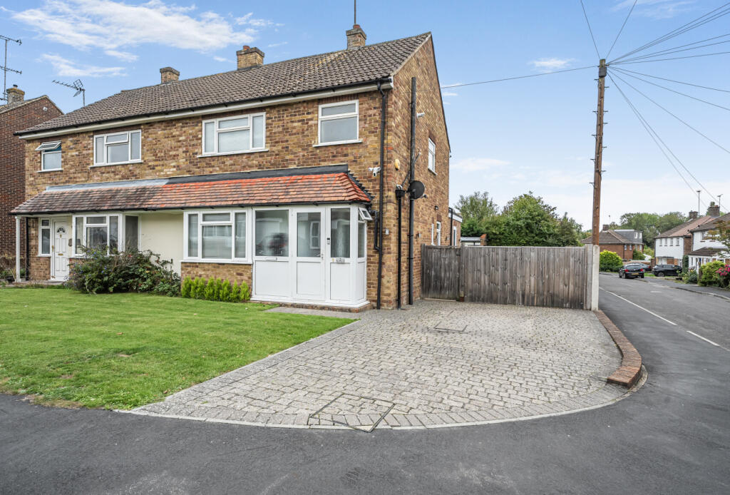 Main image of property: Cleves Road, Kemsing, Sevenoaks, Kent, TN15