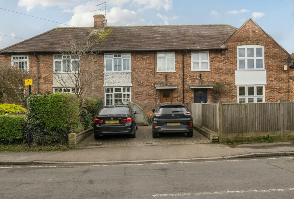 3 bedroom terraced house for sale in Hawkenbury Road, Tunbridge Wells, Kent, TN2