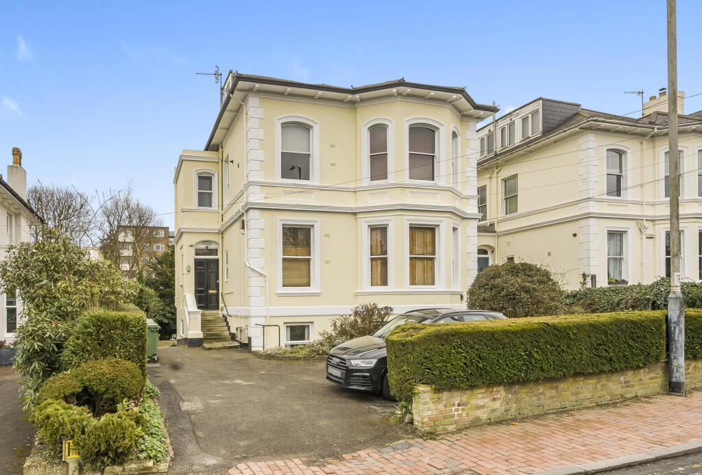Main image of property: St. James Road, TUNBRIDGE WELLS, Kent, TN1