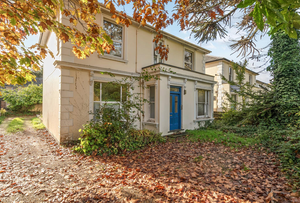 Main image of property: Eridge Road, Tunbridge Wells, Kent, TN4