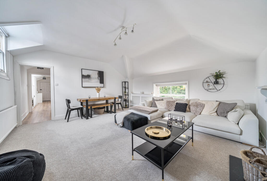 Main image of property: Broadwater Down, Tunbridge Wells, Kent, TN2