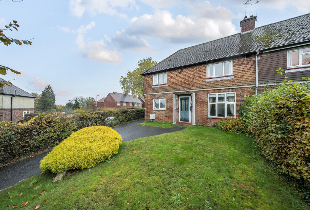 Main image of property: Hastings Road, Pembury, Tunbridge Wells, Kent, TN2