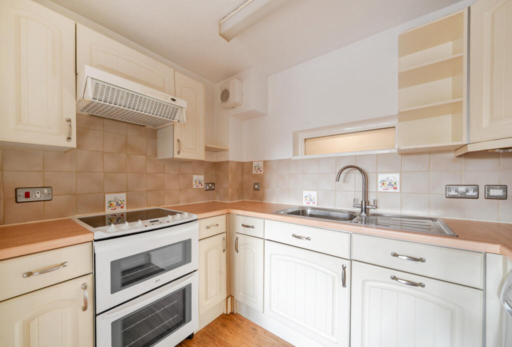 Main image of property: Sandhurst Road, Tunbridge Wells, Kent, TN2