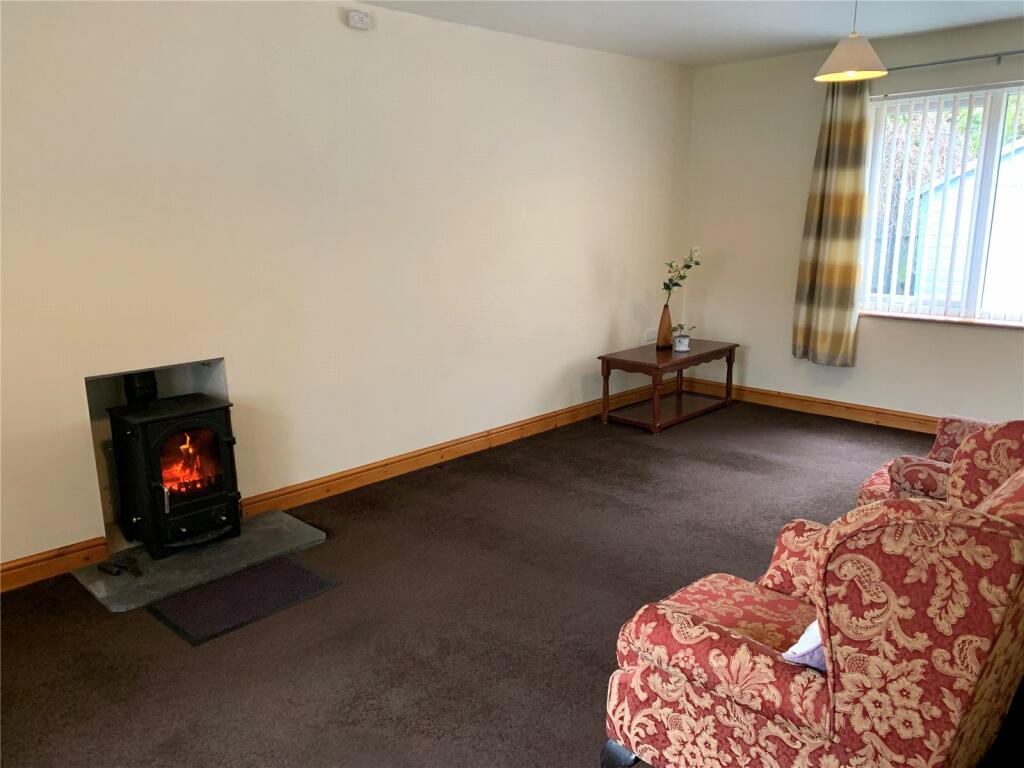 3 bedroom terraced house for sale in Coed Camlyn, Maentwrog, Blaenau