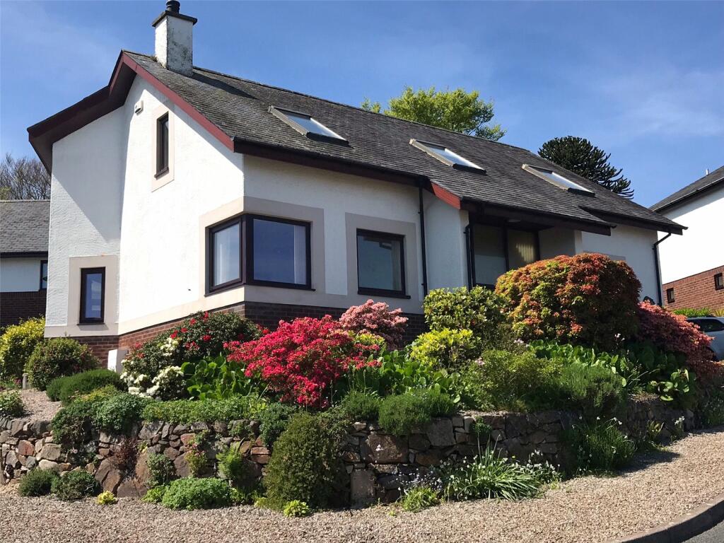 4 bedroom detached house for sale in Gorseddfa, Criccieth, Gwynedd, LL52