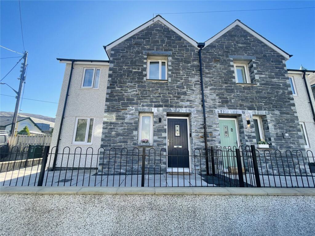 Main image of property: Picton Terrace, Blaenau Ffestiniog, Gwynedd, LL41