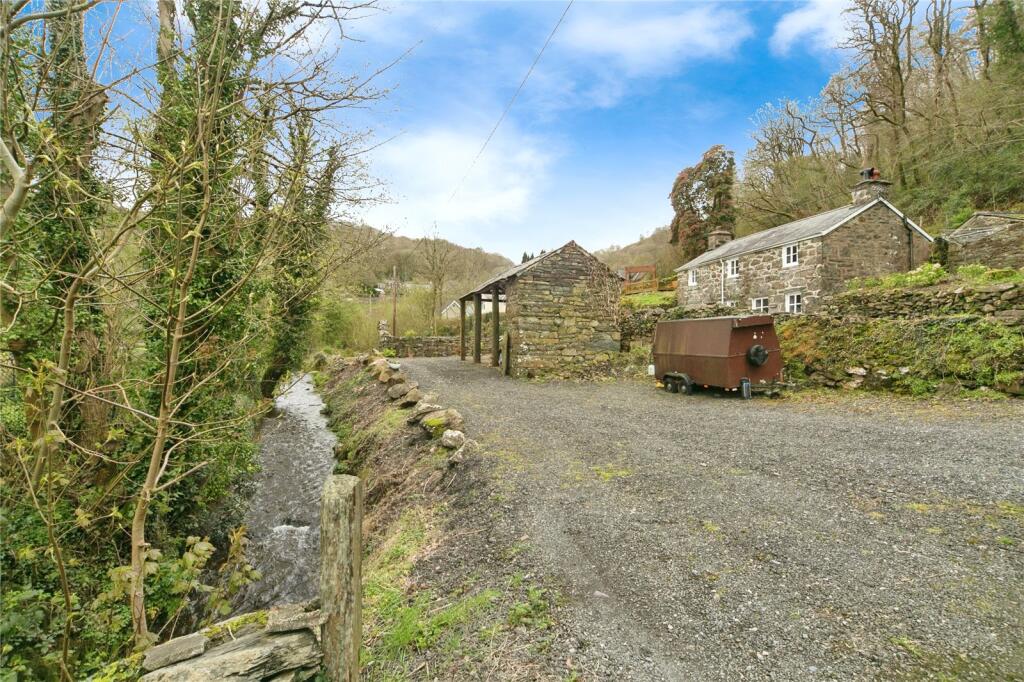 Main image of property: Maentwrog, Blaenau Ffestiniog, Gwynedd, LL41
