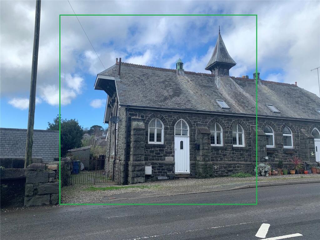 Main image of property: Penrhyndeudraeth, Gwynedd, LL48