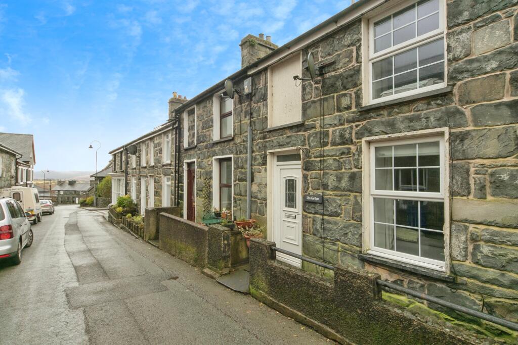 Main image of property: Trawsfynydd, Blaenau Ffestiniog, Gwynedd, LL41