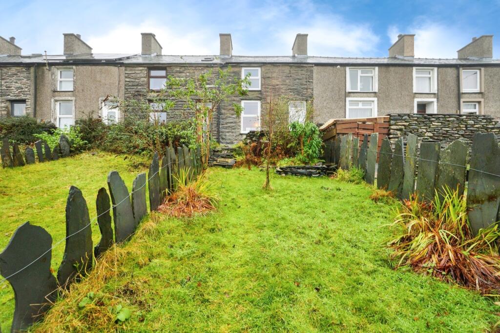 Main image of property: Dolrhedyn Terrace, Tanygrisiau, Blaenau Ffestiniog, Gwynedd, LL41
