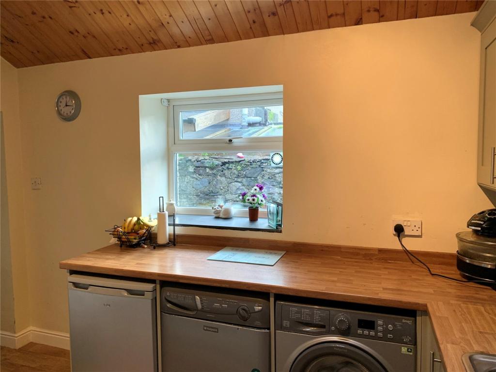 4 bedroom terraced house for sale in Lombard Street, Porthmadog