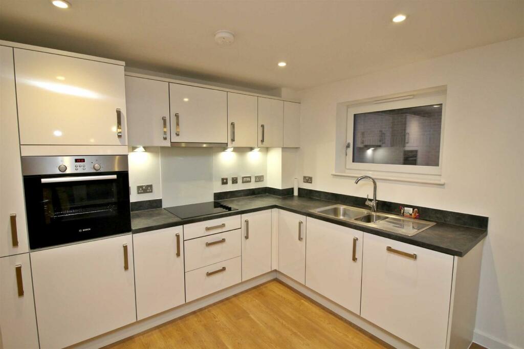 1 bedroom apartment for rent in Gambit Avenue, Oakgrove, Milton Keynes, MK10