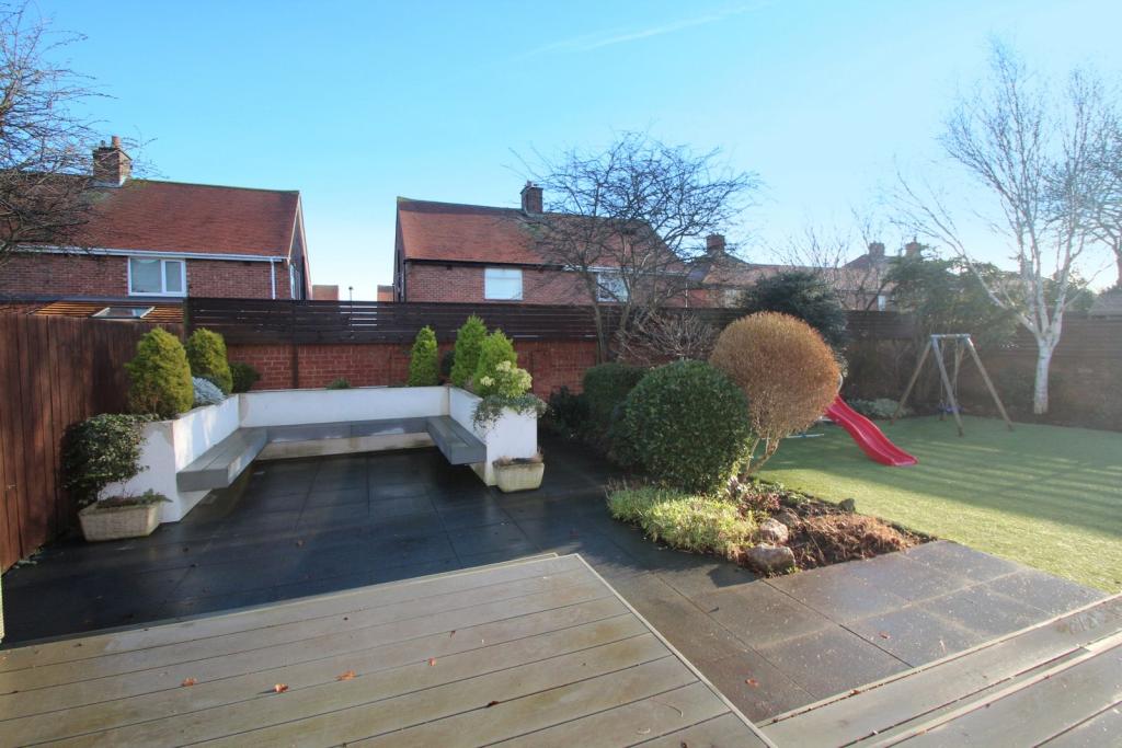 4 bedroom detached house for sale in The Broadway, Tynemouth, NE30