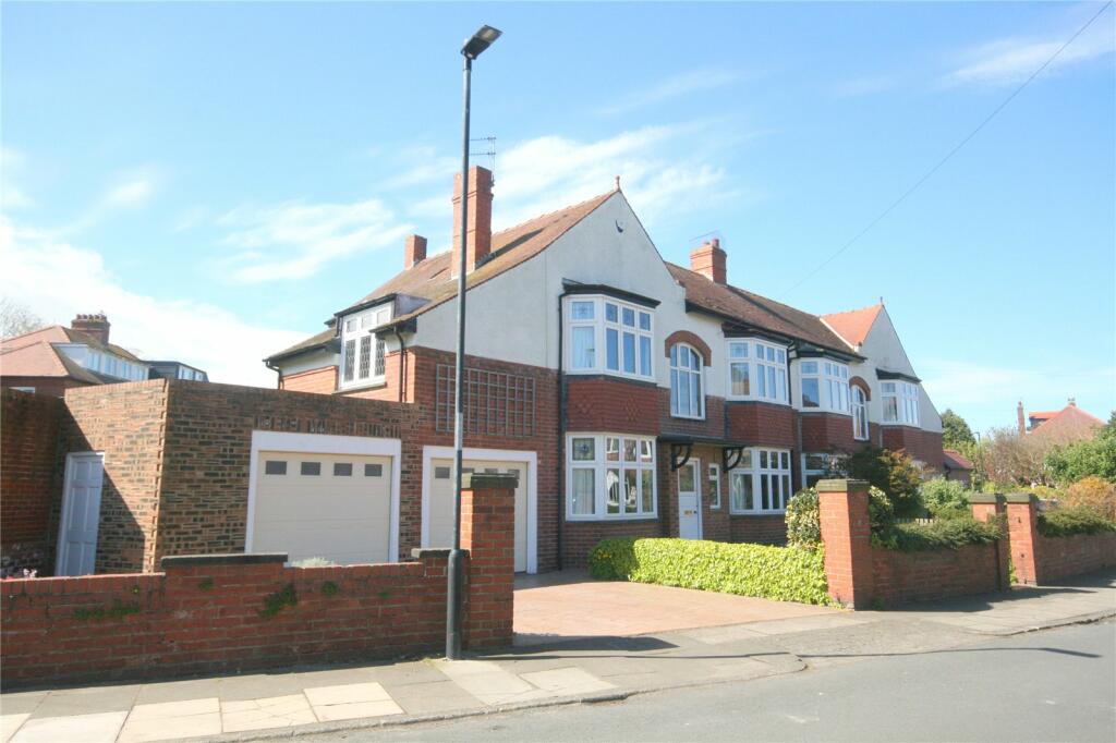 4 bedroom semidetached house for sale in Kennersdene, Tynemouth, NE30