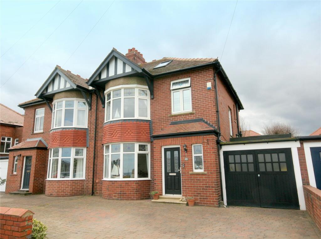 3 bedroom semidetached house for sale in Seafield View, Tynemouth, NE30