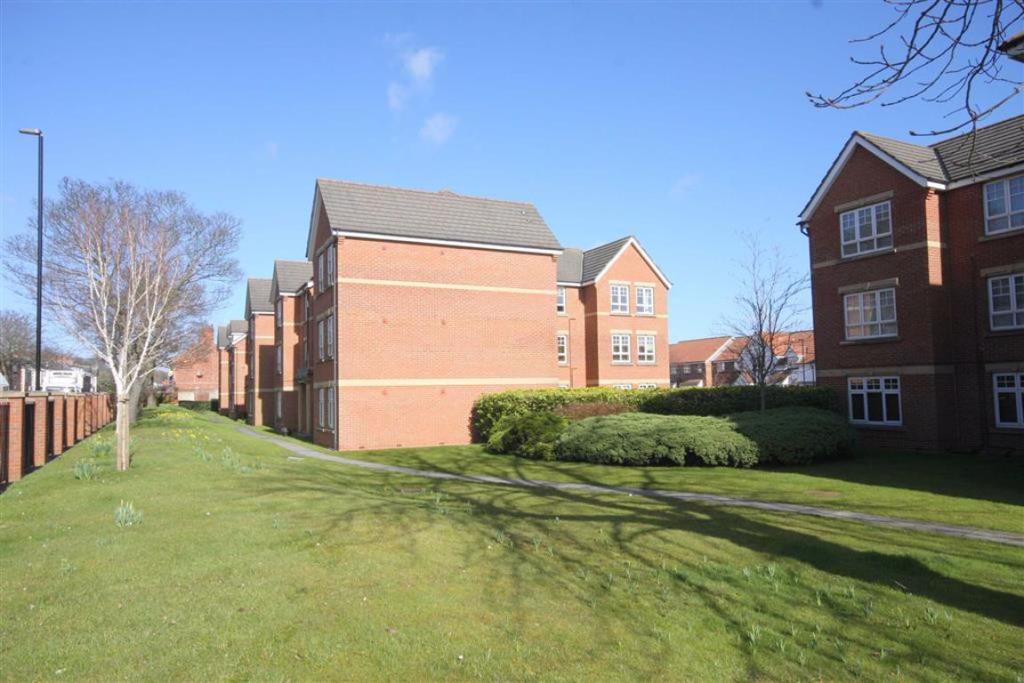 2 bedroom apartment for sale in Haswell Gardens, North Shields, Tyne & Wear, NE30 , NE30