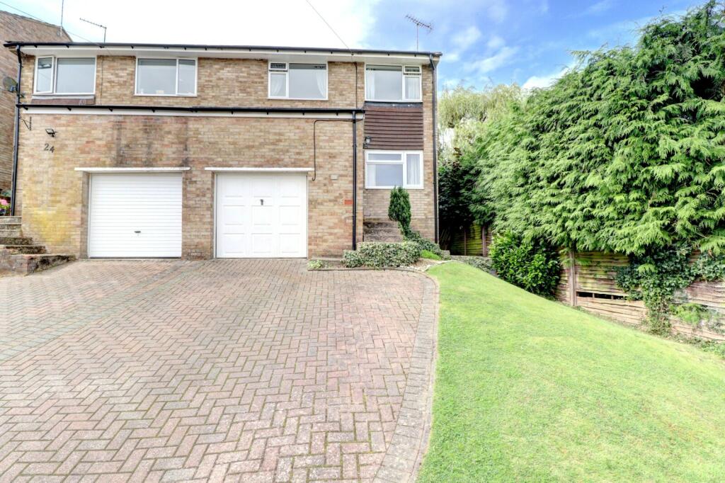 Main image of property: Campion Road, Widmer End, High Wycombe, Buckinghamshire, HP15