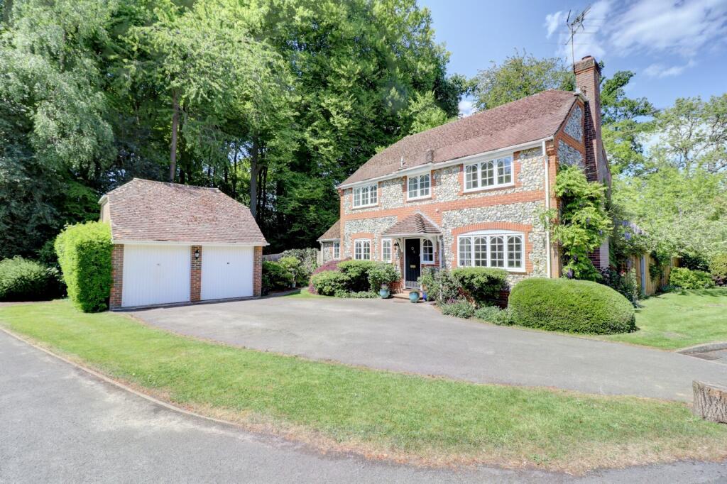 Main image of property: Willow Chase, Hazlemere, High Wycombe, HP15