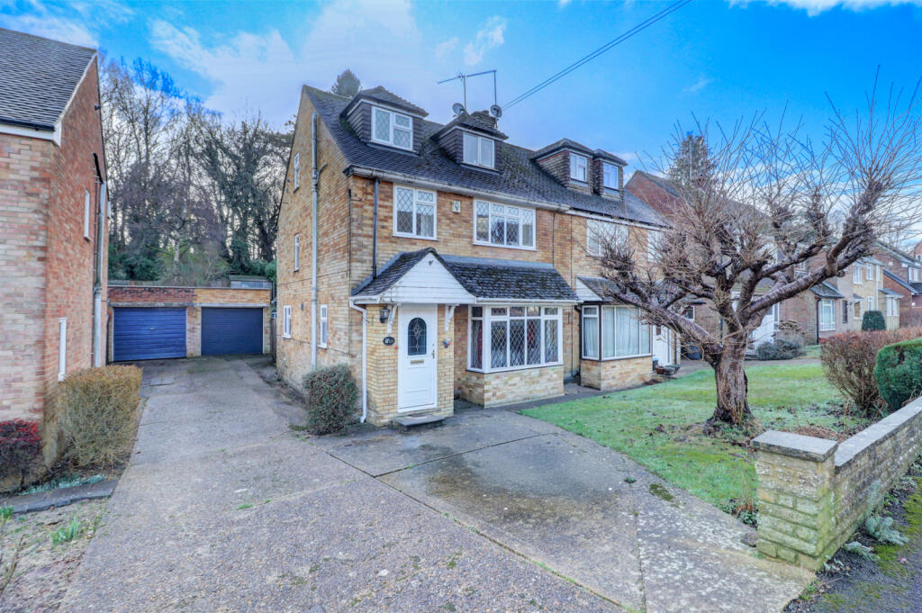 Main image of property: Marys Mead, Hazlemere, High Wycombe, Buckinghamshire, HP15