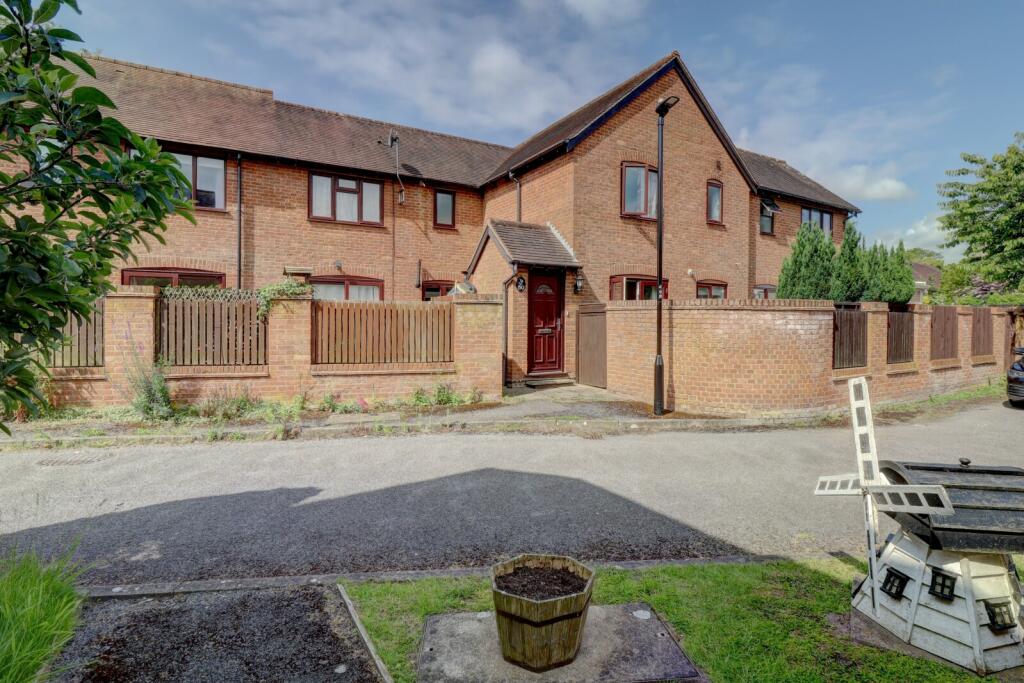 1 bedroom end of terrace house for sale in Jasmine Crescent, Princes Risborough, Buckinghamshire