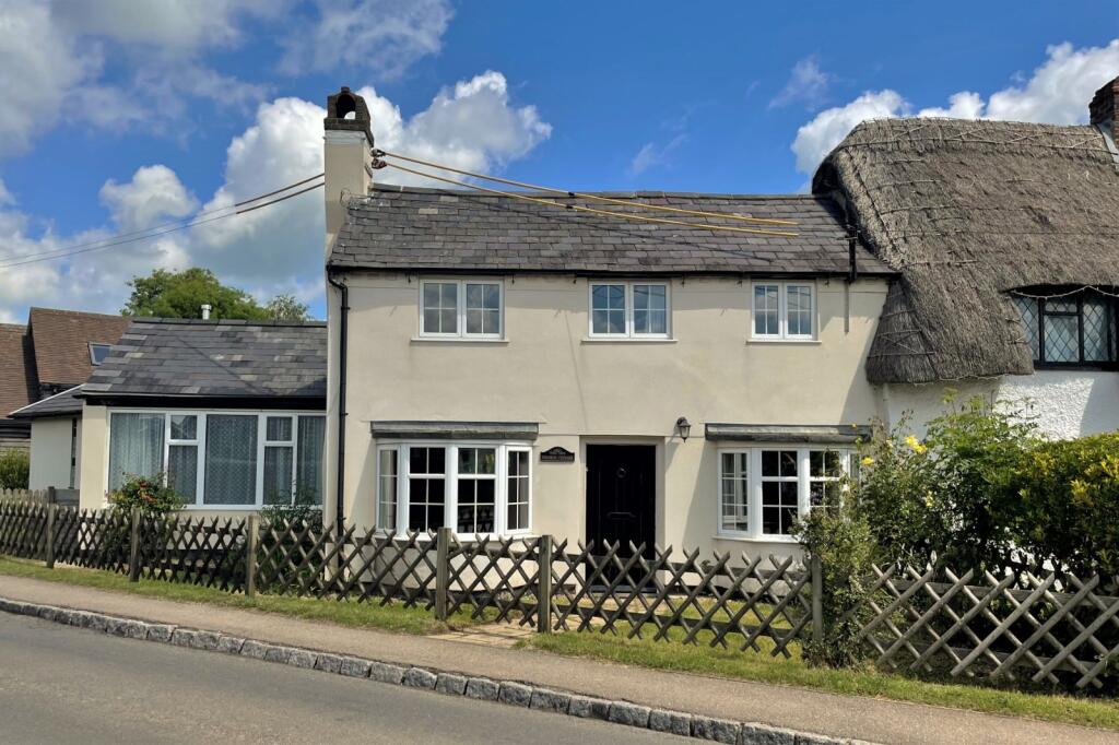 Main image of property: Main Road, Lacey Green, Princes Risborough, Buckinghamshire, HP27