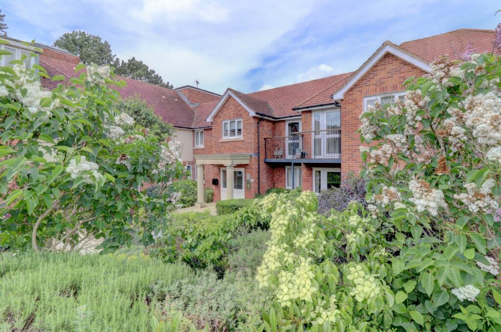 Main image of property: Wellington Avenue, Princes Risborough, Buckinghamshire, HP27