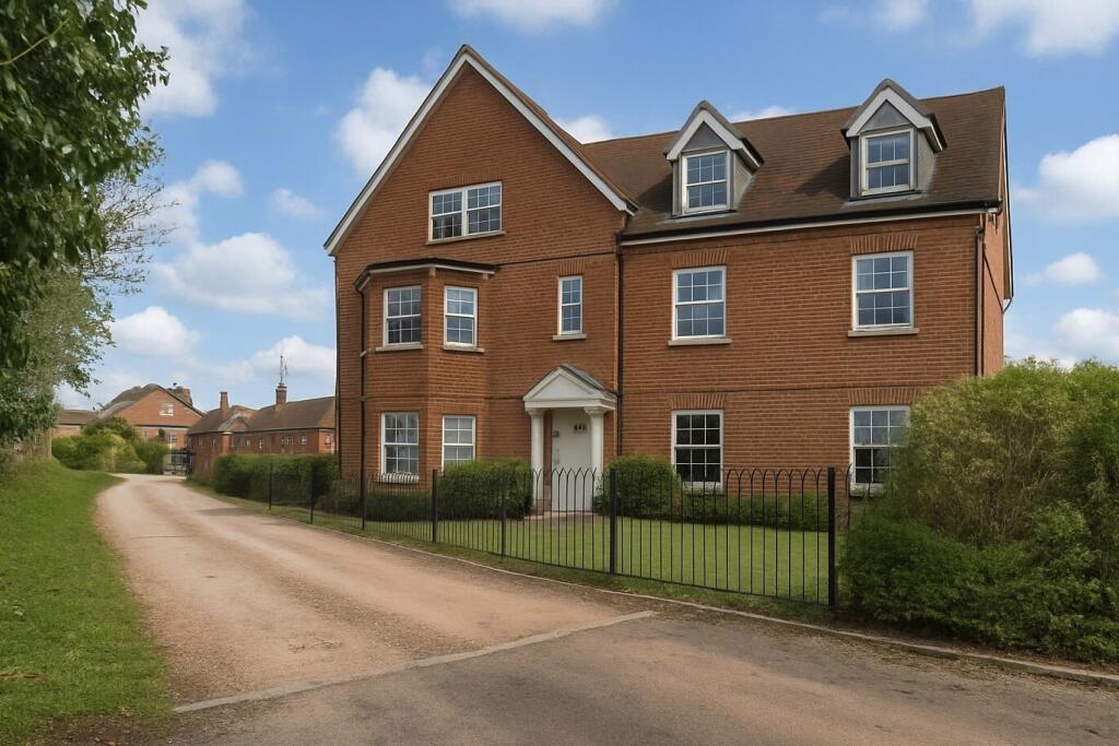Main image of property: Phoenix Court, Thame, Oxfordshire, OX9