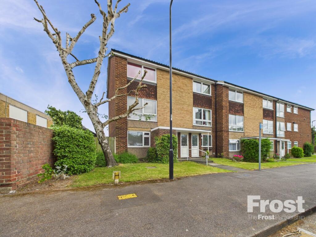 Main image of property: Shelley Close, Langley, Berkshire, SL3