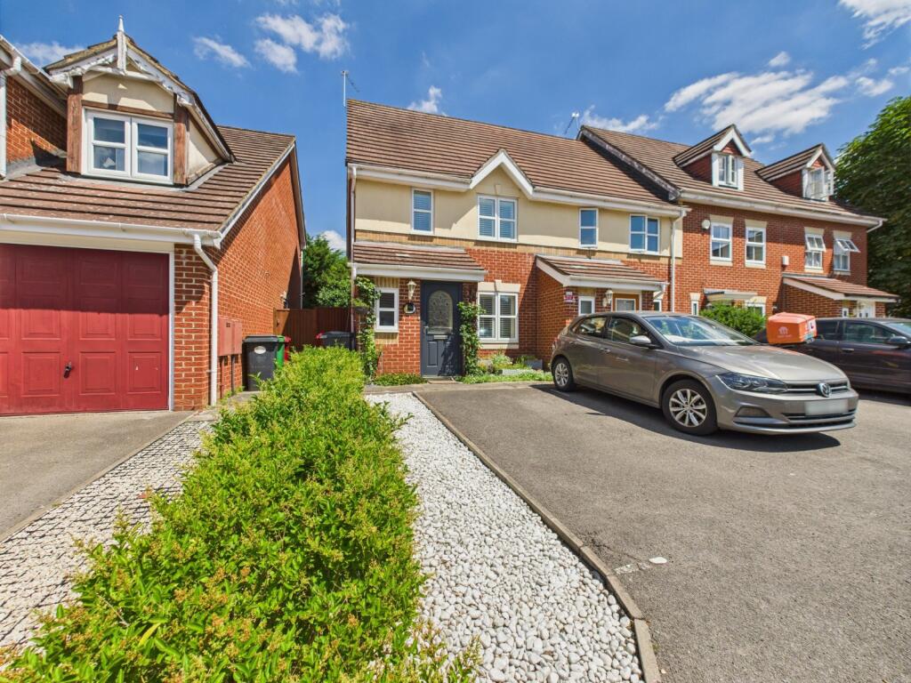 Main image of property: Hurworth Avenue, Langley, Berkshire, SL3