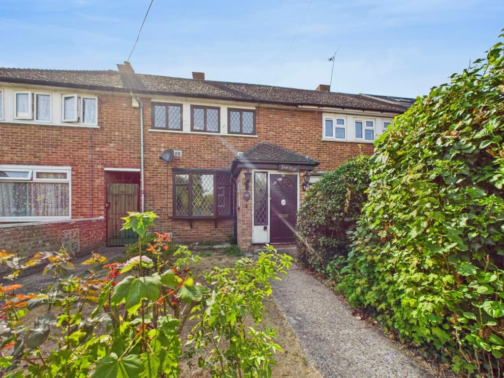 Main image of property: Webb Close, Langley, Berkshire, SL3
