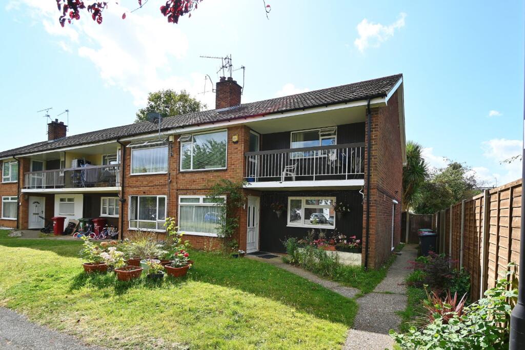 Main image of property: Newton Close, Langley, Berkshire, SL3
