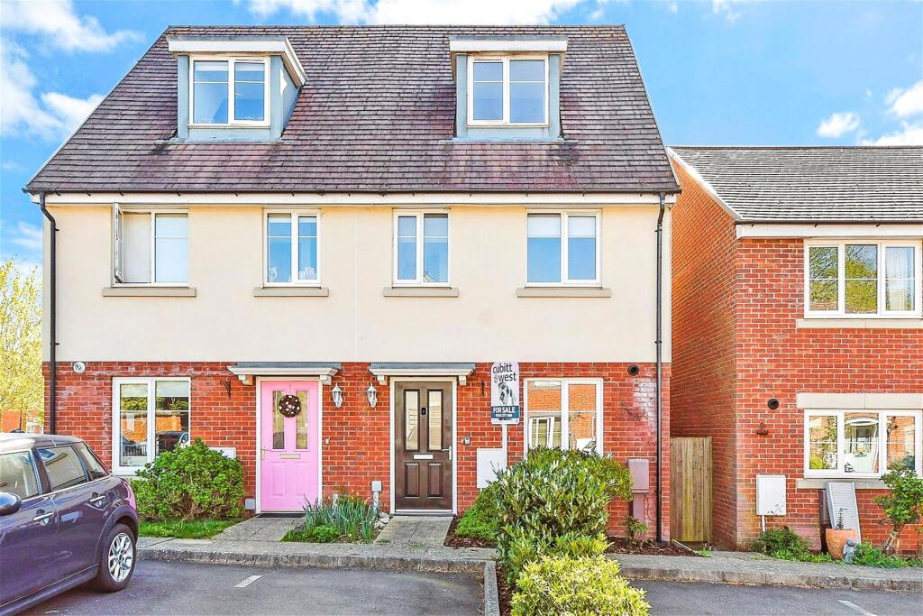Main image of property: Oaklands Avenue, Rowland's Castle, Hampshire